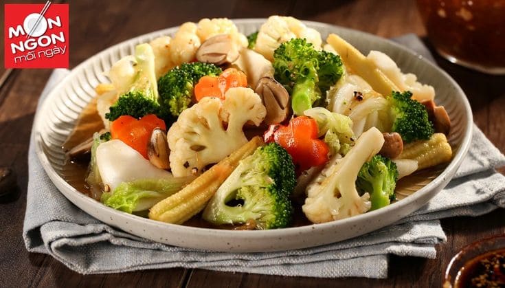 Gỏi ruby đậu hủ nấm giòn